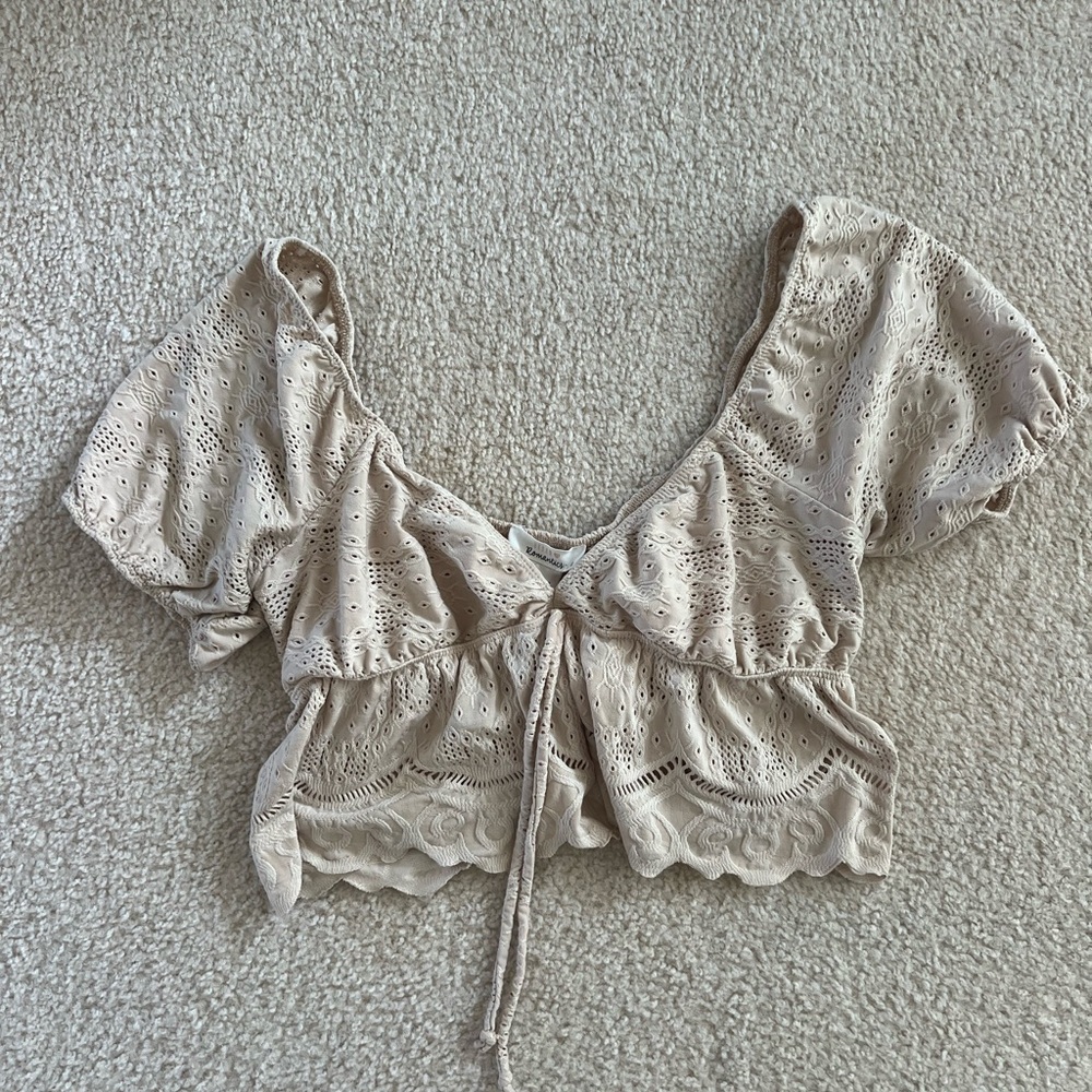 URBAN Romantics Beige Lace Crop Top